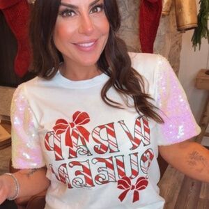 NWT Southern Grace-Grace & Emma Size M Sequin Wrap Queen Shirt